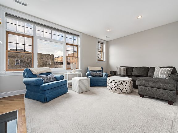 3rd image of 3511 N Wilton Ave APT 3