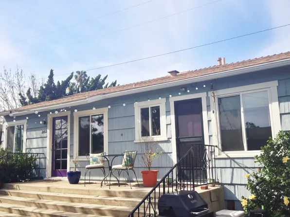 2002 Felspar St, San Diego, CA 92109