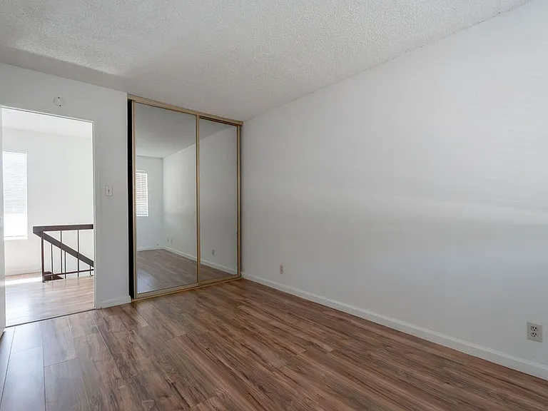 1722 E University Ave #7 — Photo 22