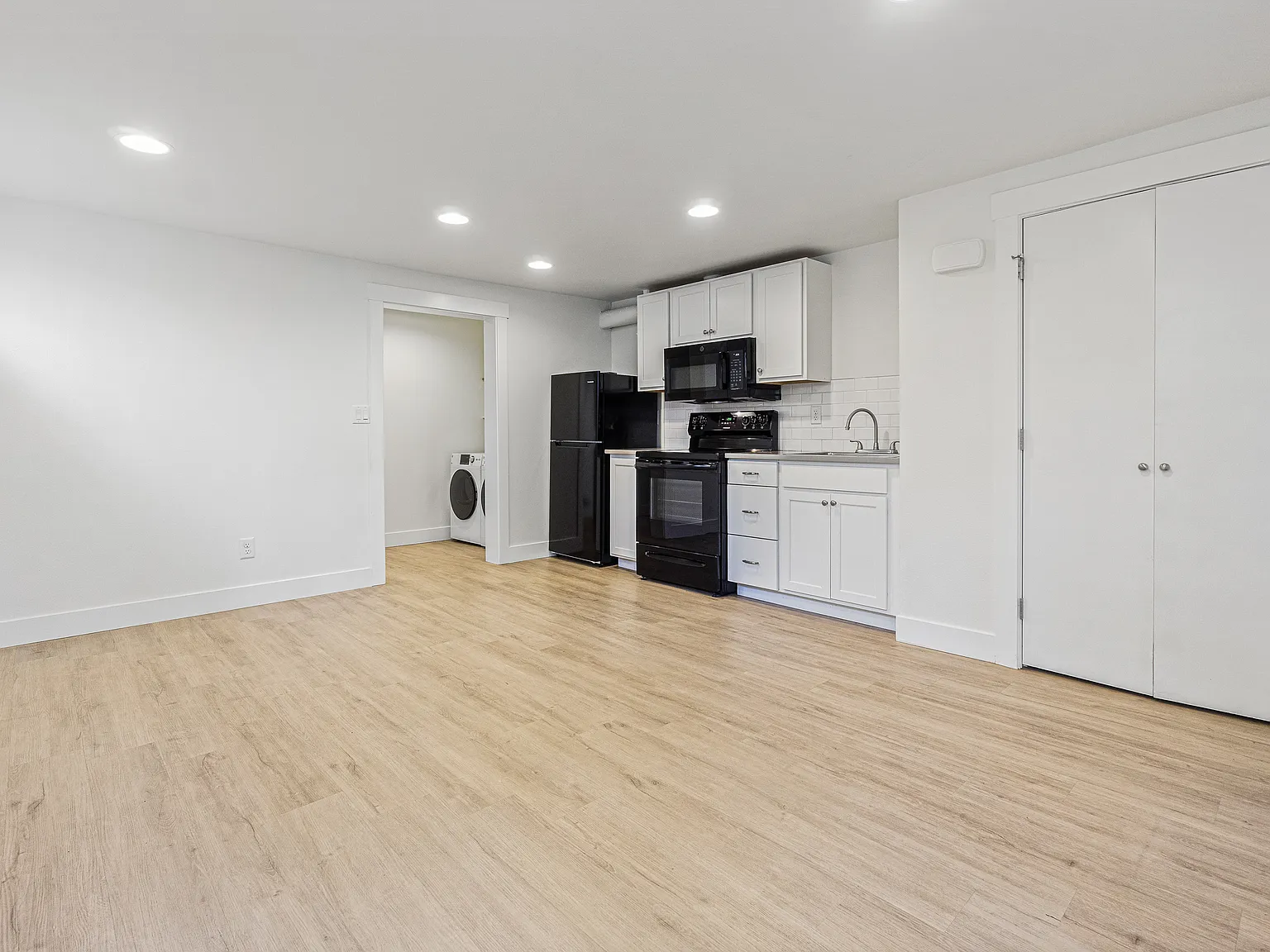 530/532 12th Ave E // Central Park // Seattle - 532B — Photo 2