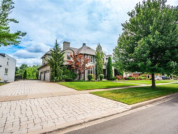 3rd image of 3542 Matthews Dr
