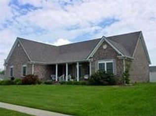 400 Gleneagles Way, Versailles, KY 40383