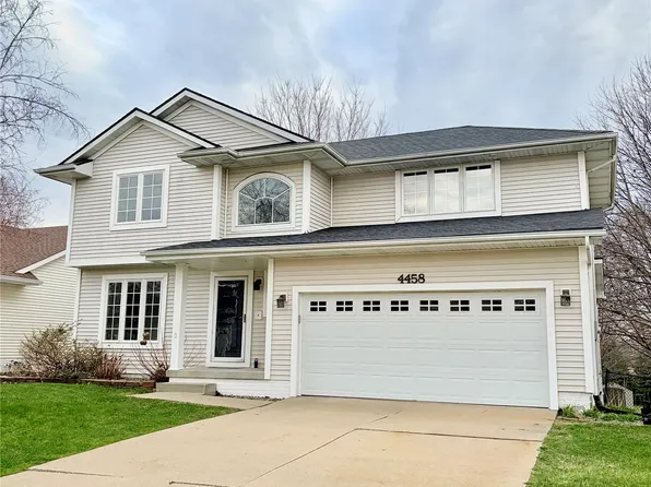 4458 Ashley Park Dr, West Des Moines, IA 50265