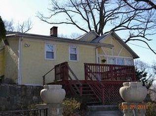 3 Woodland Hill Rd, Danbury, CT 06811