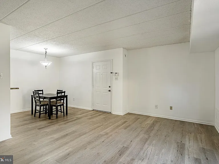 62 Le Forge Ct — Photo 8