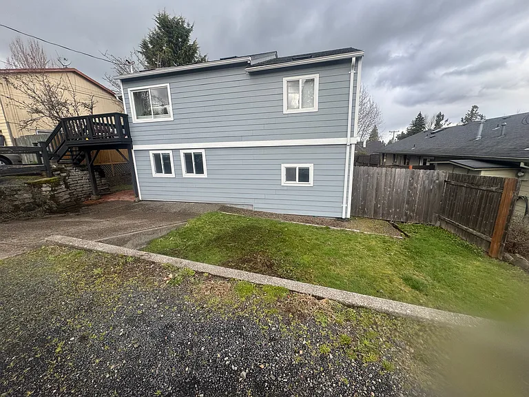 639 Roosevelt St — Photo 18