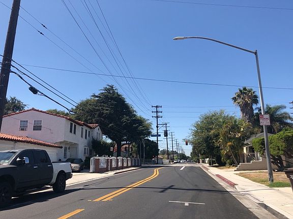 5th image of 3111 Saturn Ave