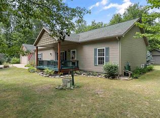 7730 Forest Ln, Alanson, MI 49706
