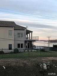 4th image of 241 Aquamsi St #2