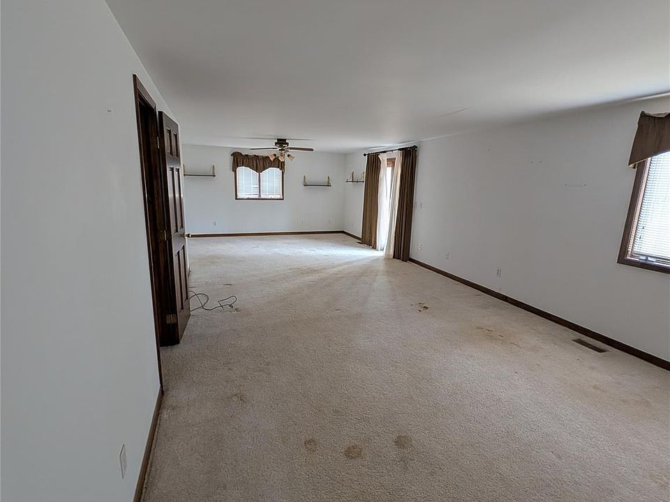 9345 Weber Rd, photo 23