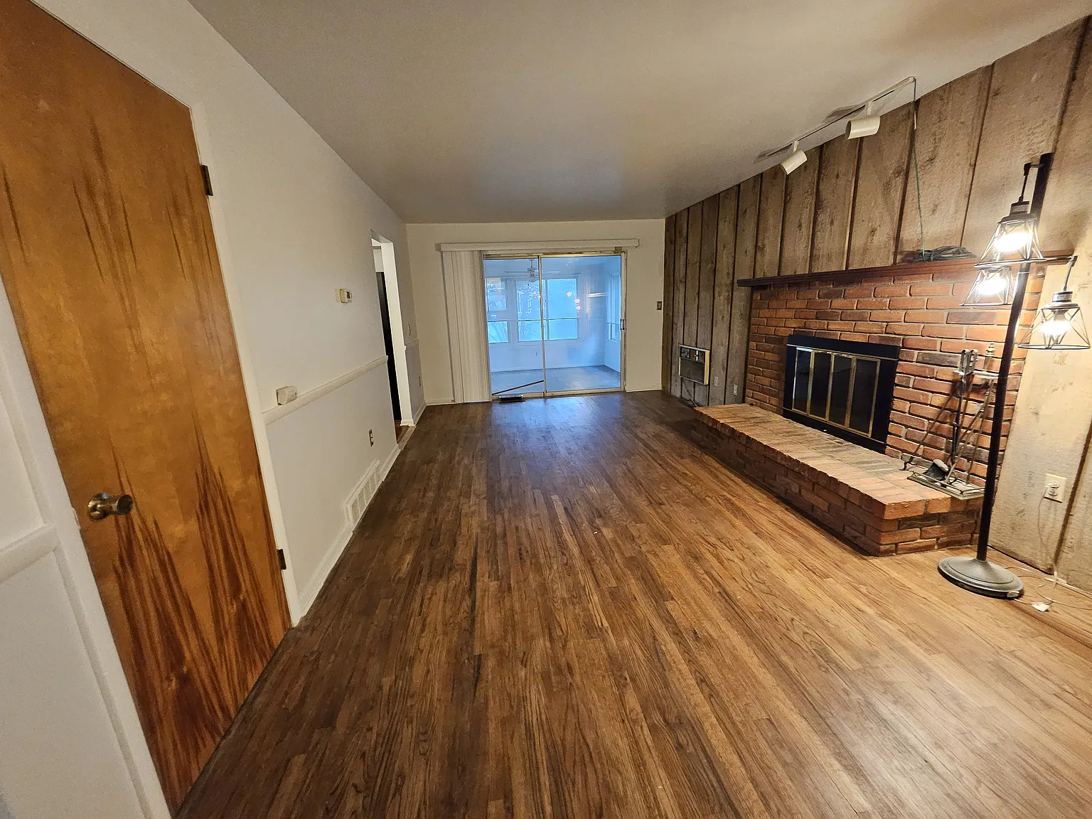 4 bed, 3200 sqft, $3,000 — Photo 3