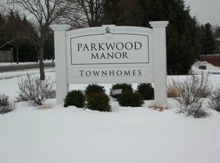 5 Parkwood Ln, Hilton, NY 14468