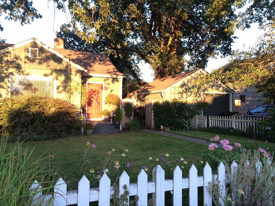 1st image of 732 2nd St
