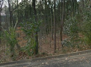 615 Wildwood Rd, Gadsden, AL 35901