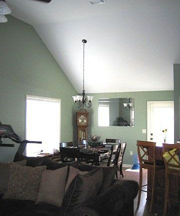 3rd image of 705 Pauline St