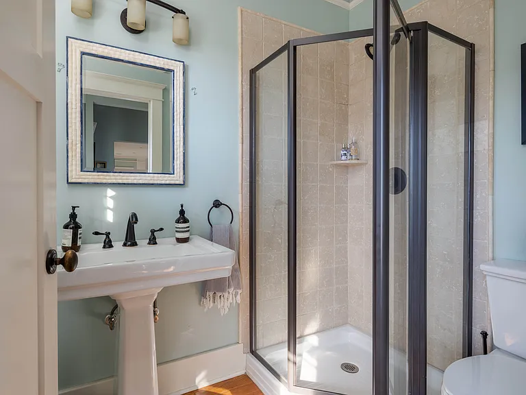 1600 Westview Dr — Photo 21