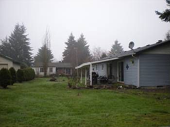 5th image of 12513 NE 79th St