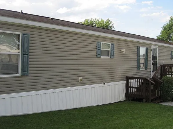 132 Mountaineer Vlg, Morgantown, WV 26508