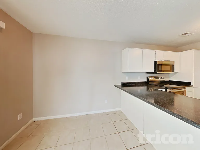 644 Meadows Edge Ln — Photo 5