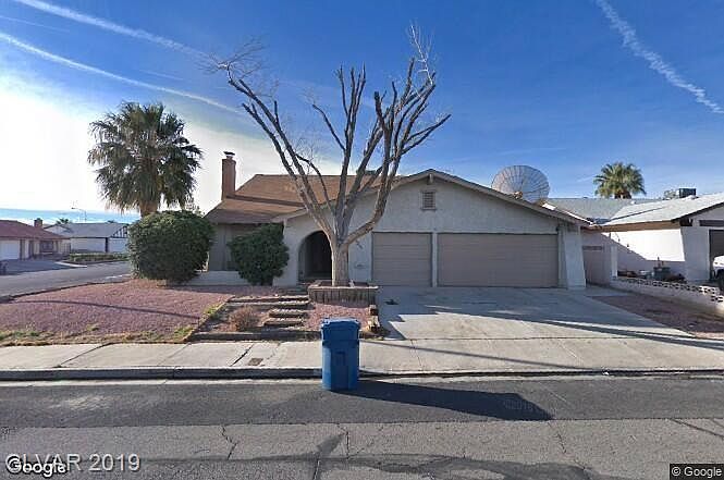 1st image of 6135 La Palma Pkwy