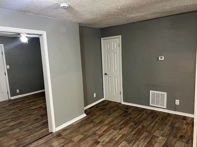 390 Cowan St #394 — Photo 10