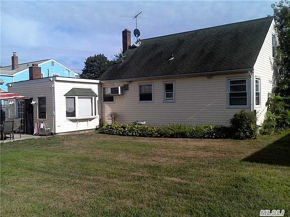4th image of 126 E Granada Ave