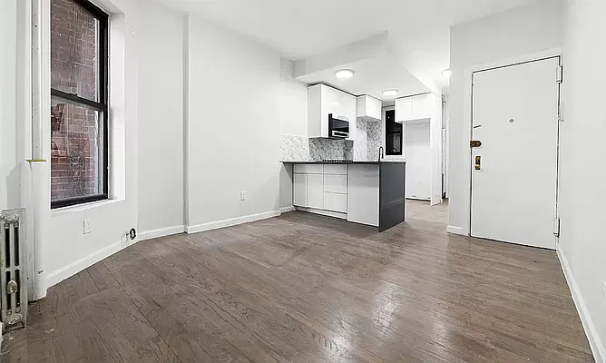 Rented by REAL New York | media 6