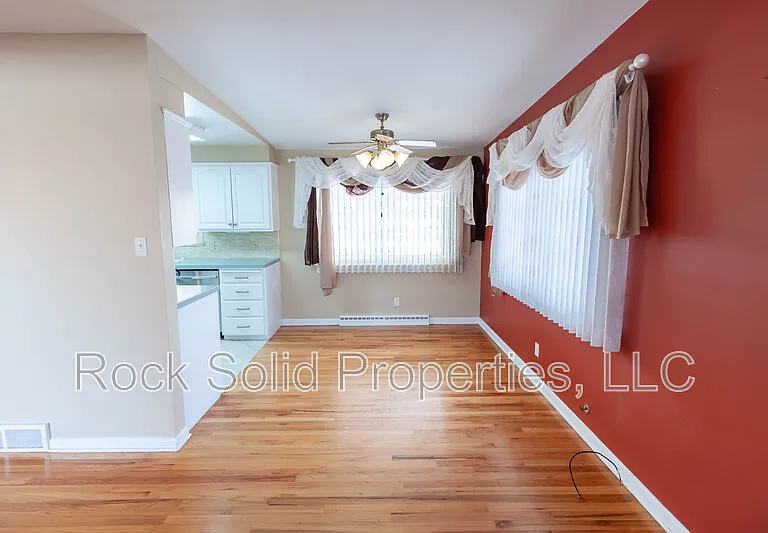 3413 Luckie Rd — Photo 10