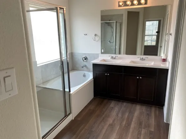 2300 Copal Dr, Aubrey, TX 76227