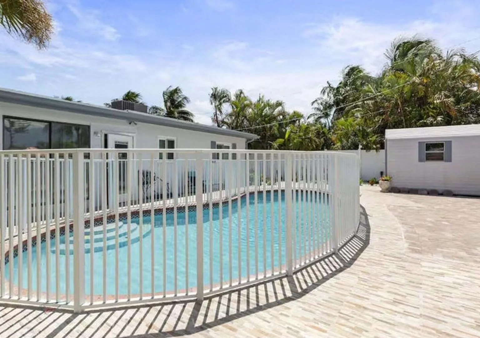 337 Balsam St, Palm Beach Gardens, FL 33410 — Photo 1