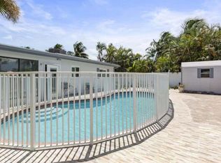 337 Balsam St, Palm Beach Gardens, FL 33410
