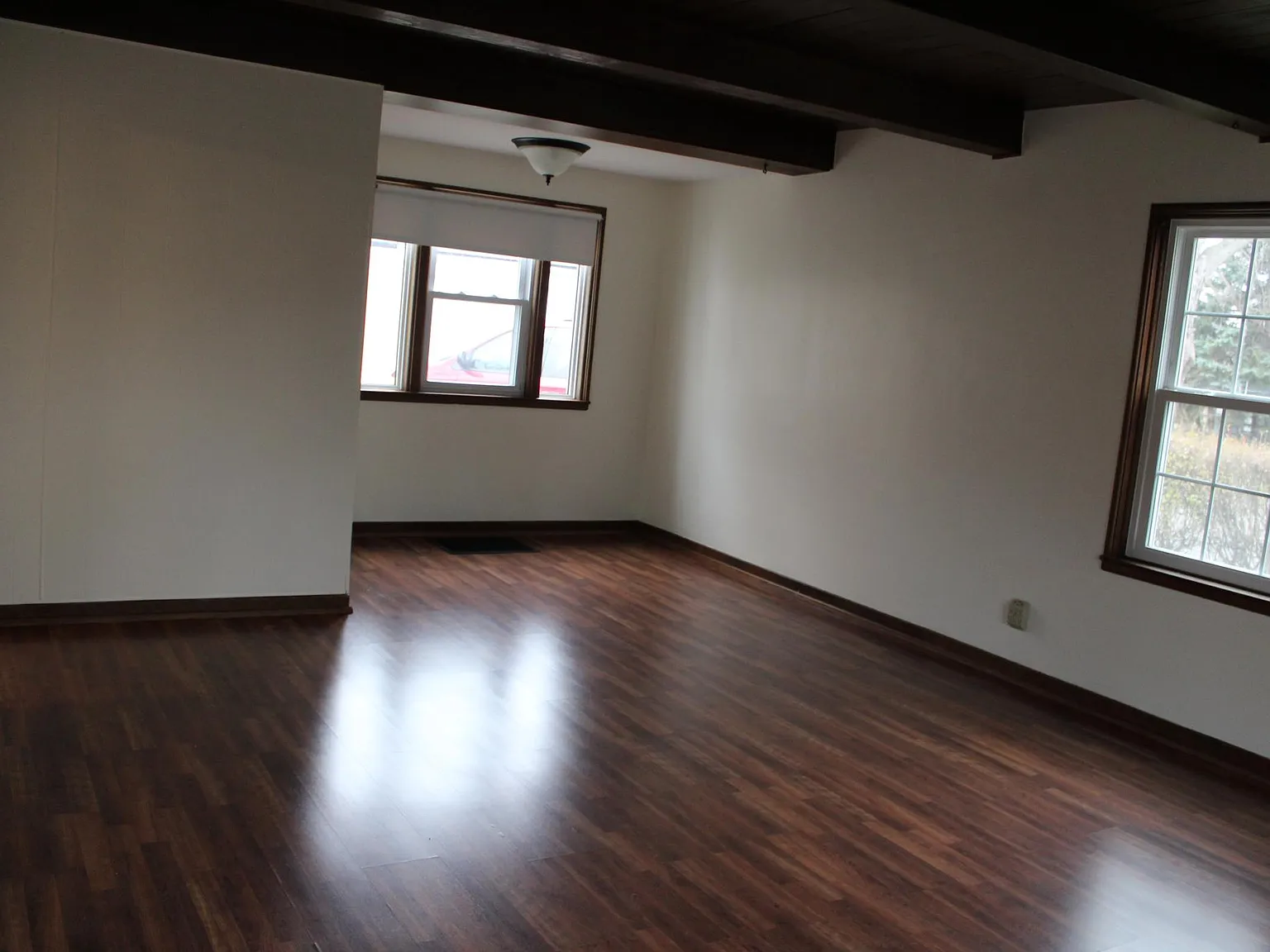 2 bed, 1.5 bath, 1300 sqft, $1,500 — Photo 4