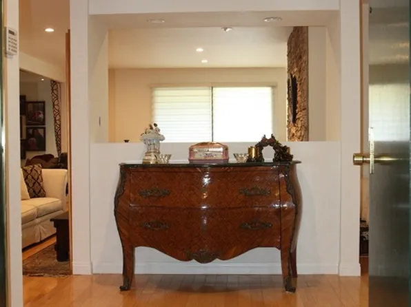 14159 Dickens St APT 201, Sherman Oaks, CA 91423