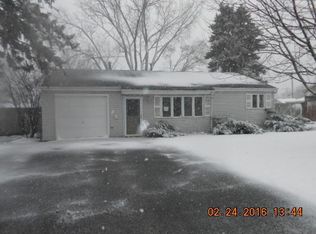 7823 W 98th Pl, Hickory Hills, IL