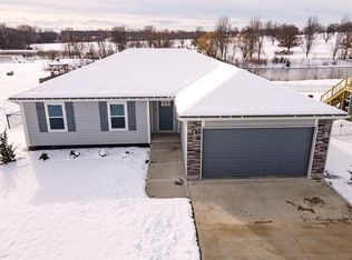 3111 Krissy Bnd, Harrisonville, MO 64701