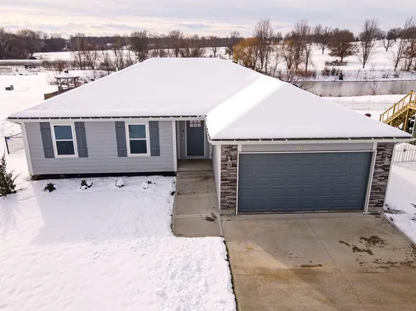 3111 Krissy Bnd, Harrisonville, MO 64701