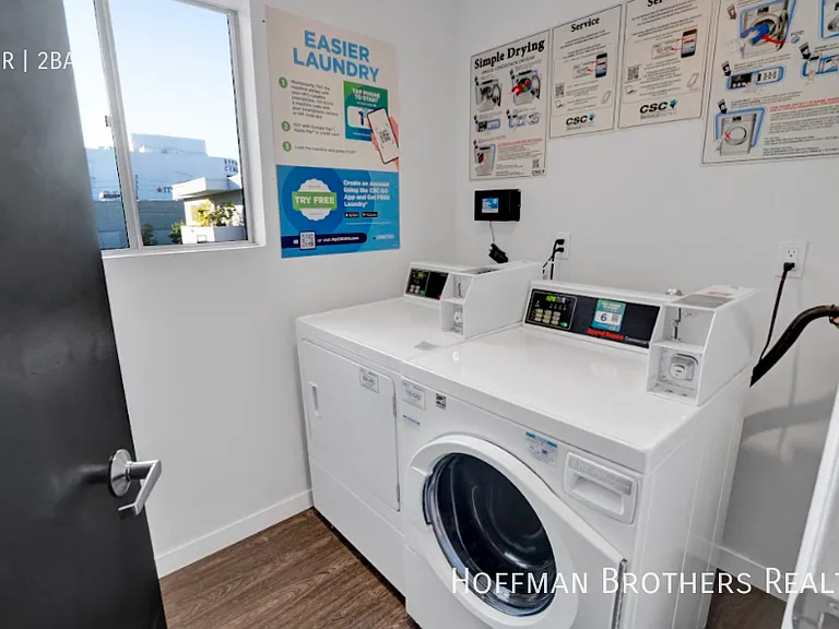 121 N Croft Ave #308 — Photo 15