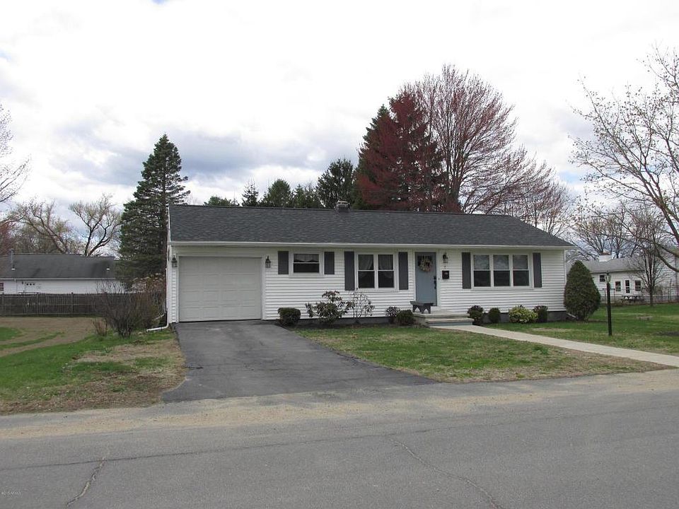 1st image of 7 James Ct