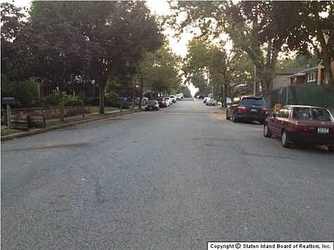 2nd image of 640 Edgegrove Ave