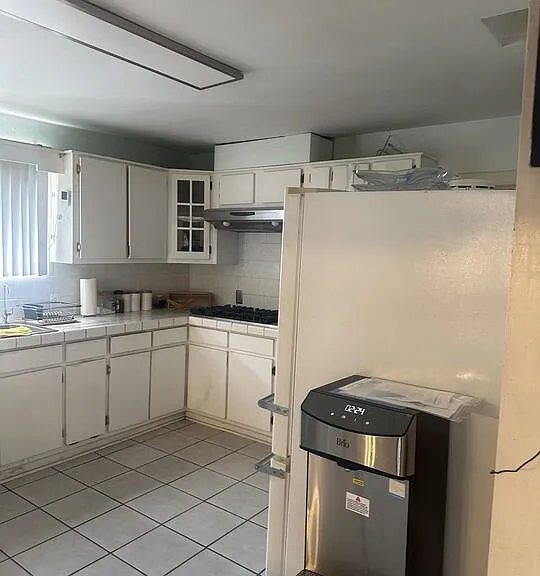 9900 Laurel Canyon Blvd — Photo 7