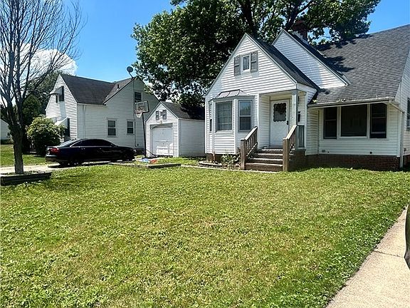2nd image of 5356 Beechwood Ave