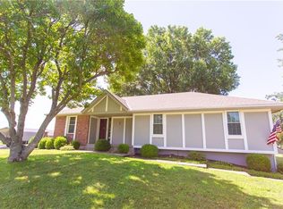4505 E 211th St, Belton, MO 64012