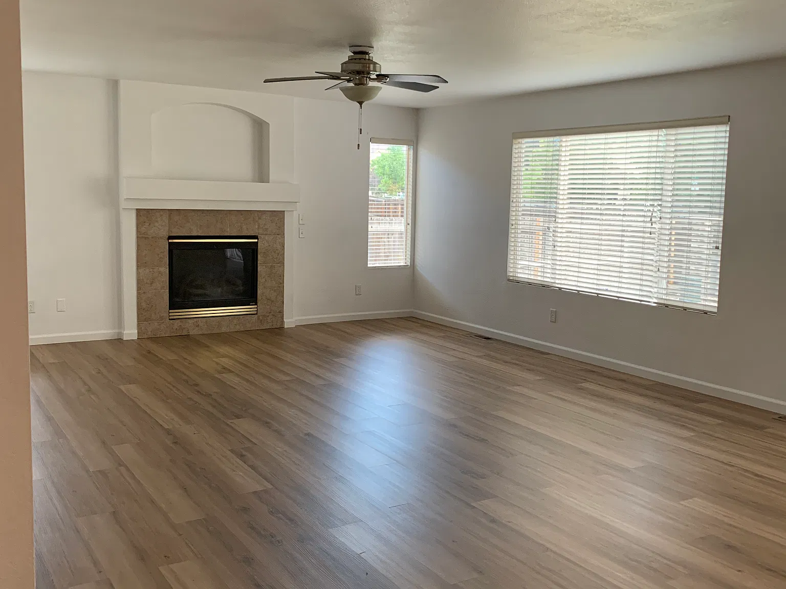 12687 Jersey Circle W — Photo 4