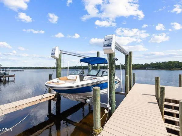 22010 Lakeview Dr, Panama City Beach, FL 32413