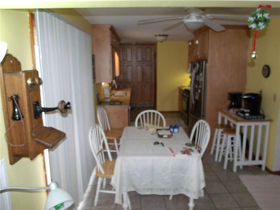 5th image of 336 Bangor Dr