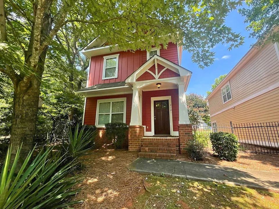 212 Ruth Dr