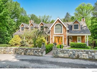 45 Kings Ct, Chappaqua, NY 10514