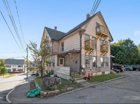 25 Grove St, Laconia, NH 03246
