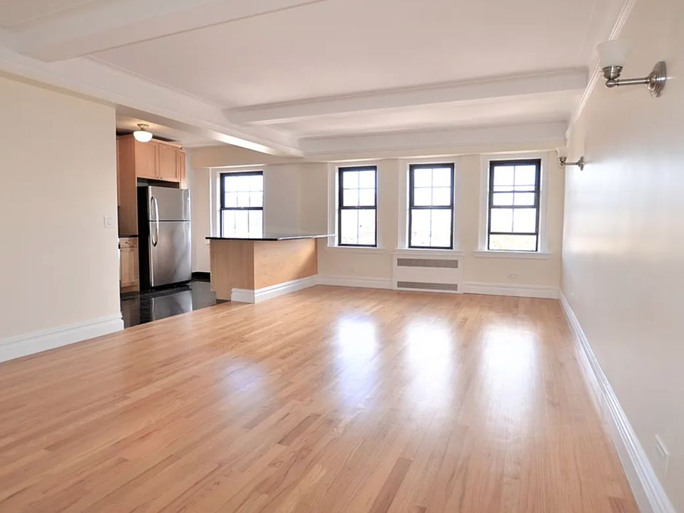 1st image of 95 Christopher St APT 11D