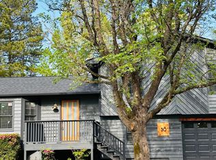 30 Carmen Ct, Newnan, GA 30265